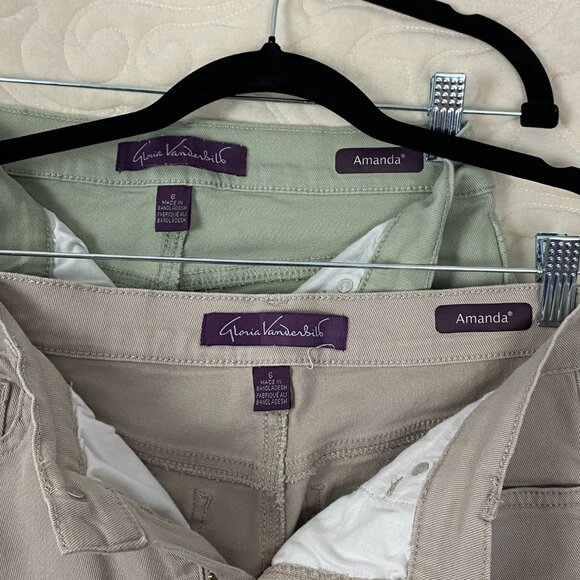 Gloria Vanderbilt Amanda Capris 2LOT Green and Beige Size 6 - Picture 6 of 11